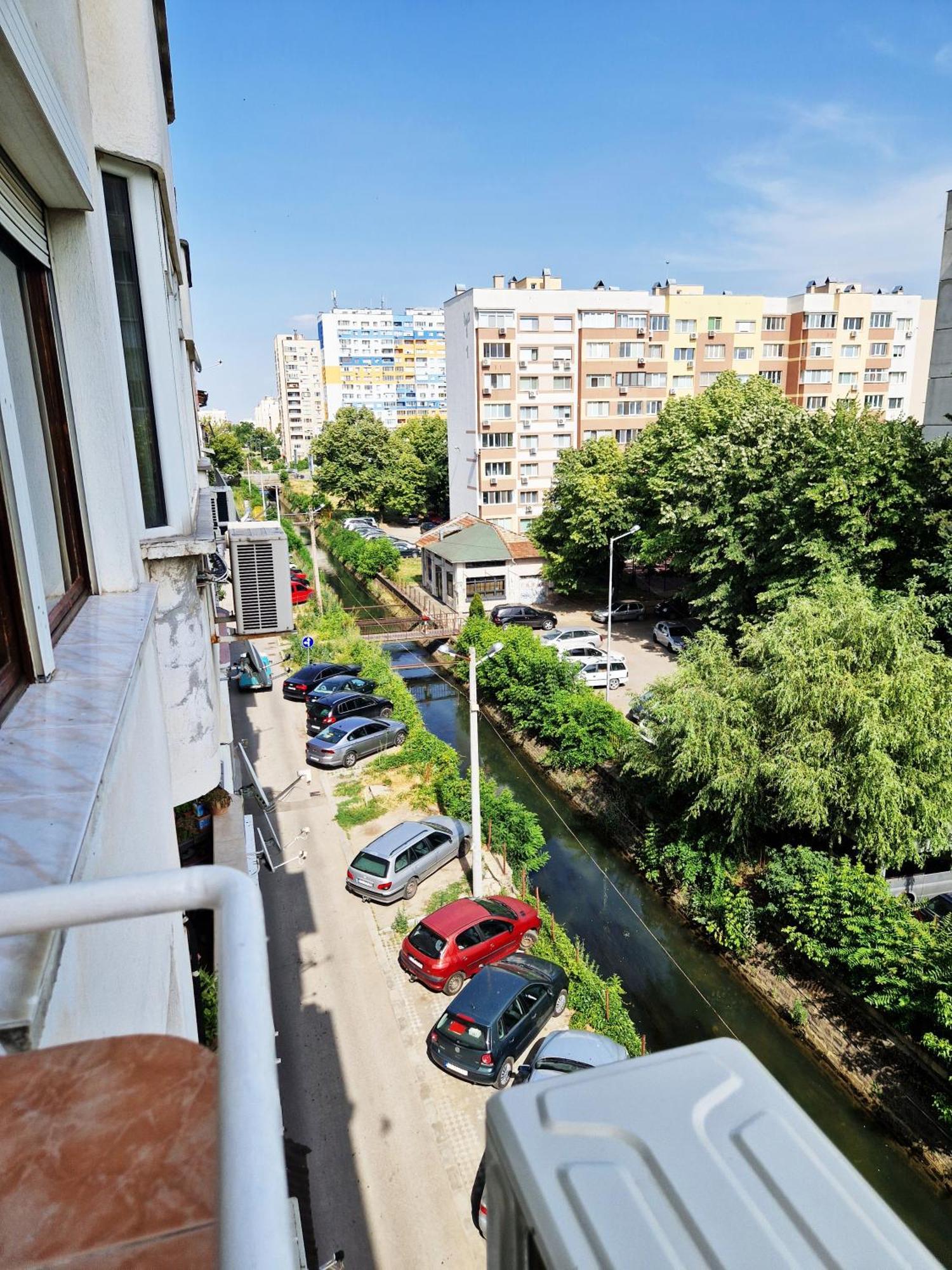 Central Apartment - Spacious Designer Property In 스타라 자고라 외부 사진
